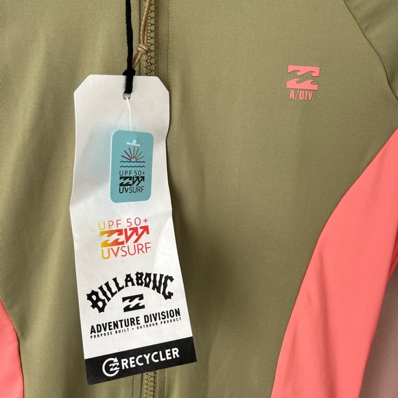 NWT Billabong long sleeve surf swimsuit medium - Picture 9 of 10